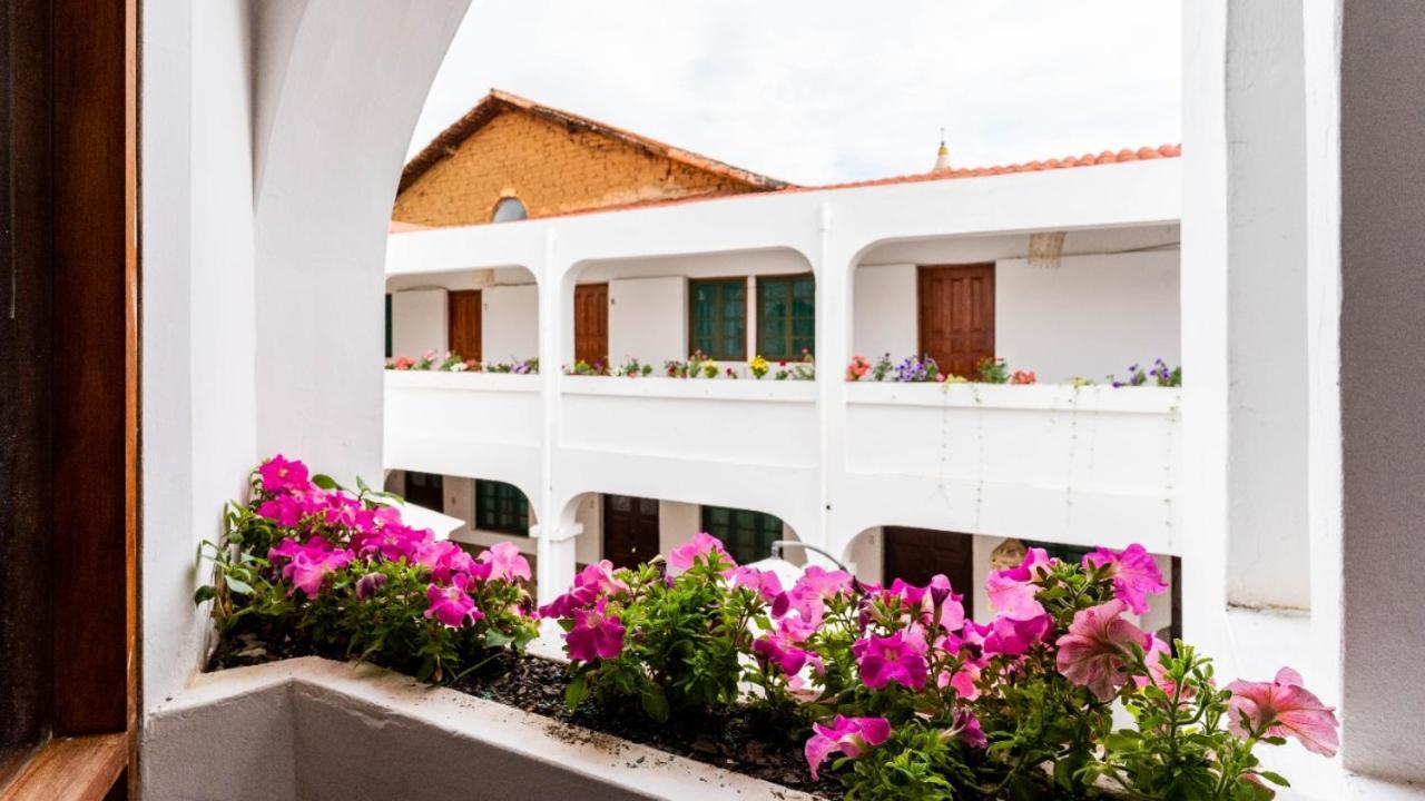 سامايباتا Hotel Casablanca المظهر الخارجي الصورة